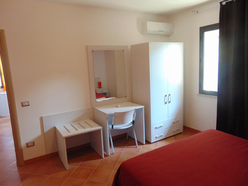 Tus'Hotel Apartments Tusa Exterior photo